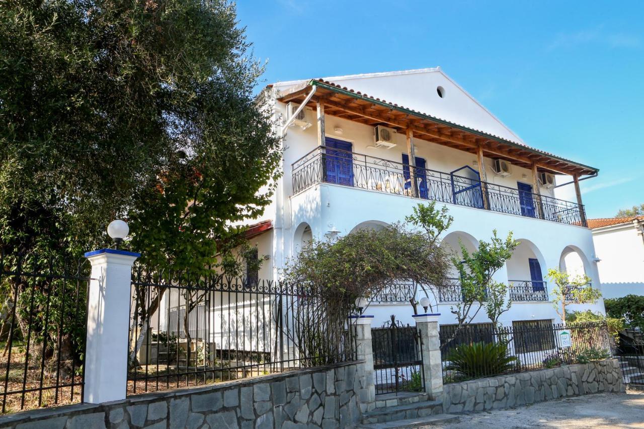Athina Apartments Káto Korakiána Kültér fotó